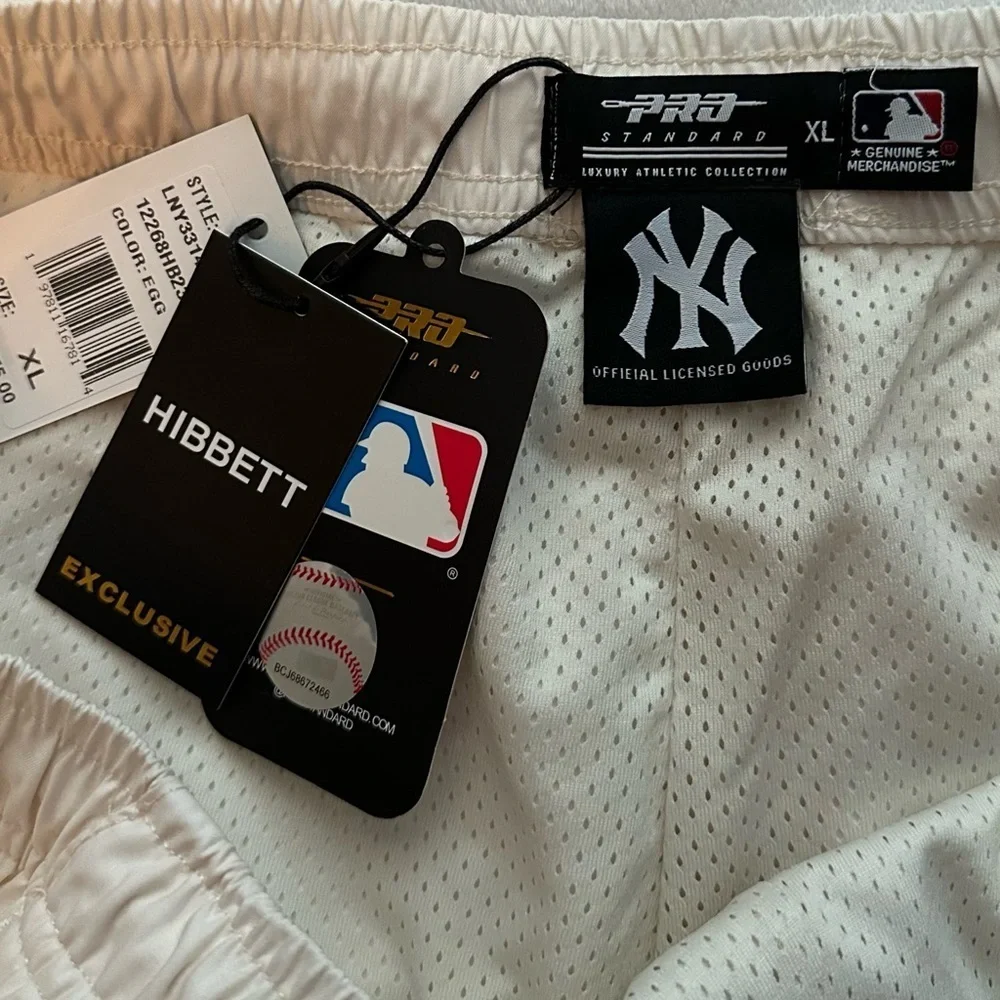 NWT New York Yankees Pro Standard Team Men's Swim Shorts XL Ivory LNY3314727